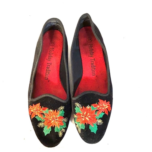 Holiday Tradition Womens Size 7 Black Velvet Flats Loafers Slippers Poinsettia - Picture 5 of 12